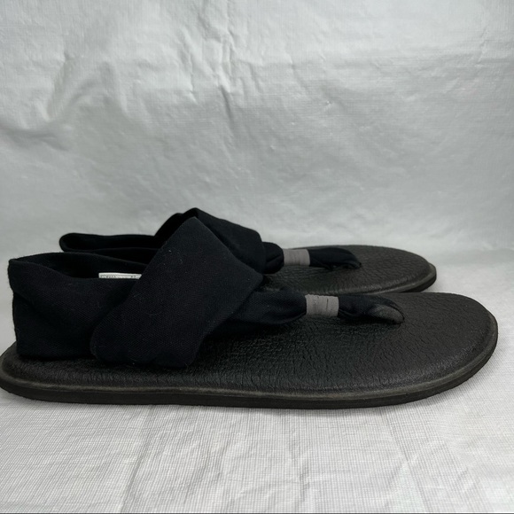 Sanuk Yoga Sling Black Sandals - Picture 4 of 9